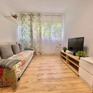 https://nice-flat-near-the-beach-and-parc-del-forum.catalonia-hotels.com